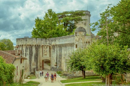 camping proche chateau bourdeille
