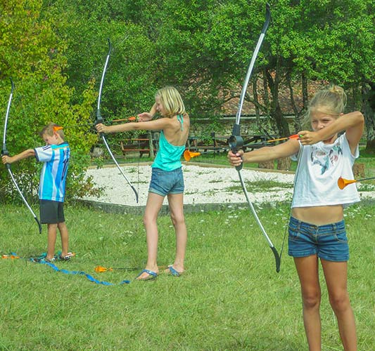 camping avec tir à l'arc en dordogne