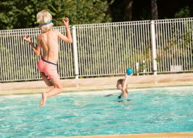 piscine chauffée famille dordogne