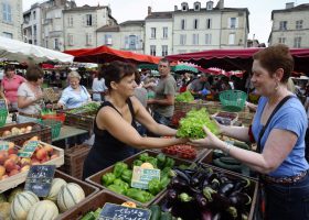 Marché traditionnel Dordogne