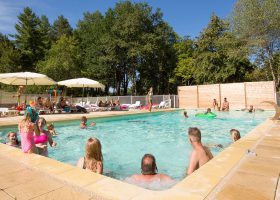 location piscine perigord